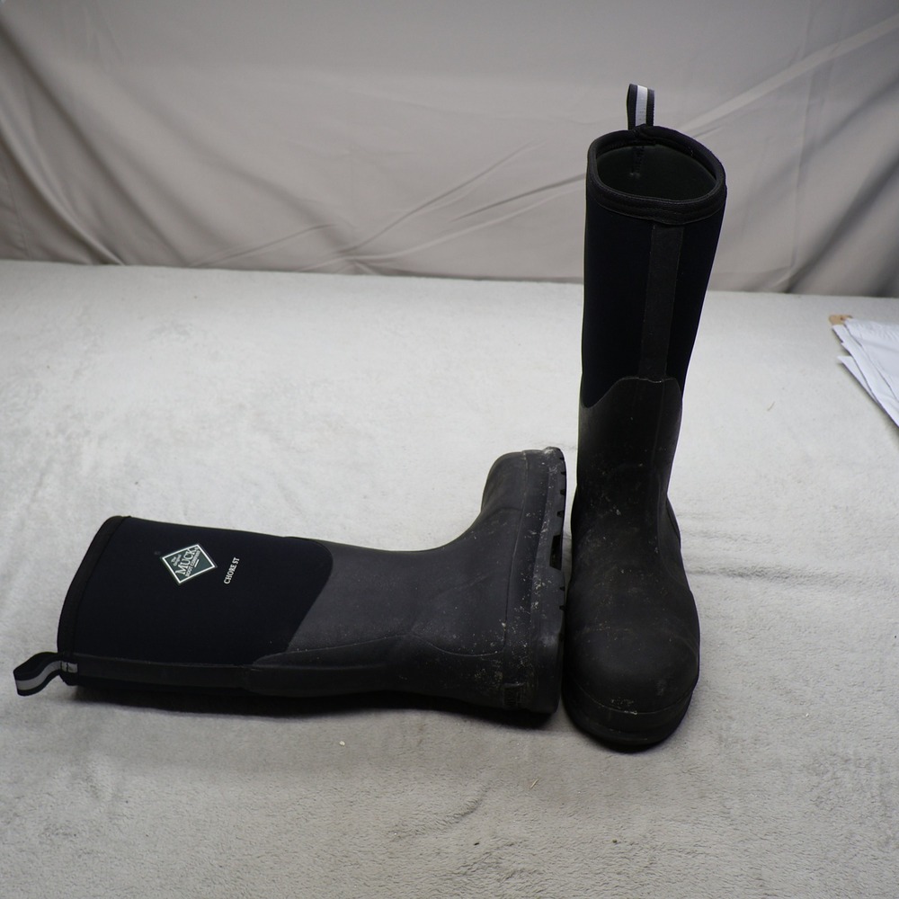 Muck Unisex M8 W9 Rain Boots Black Chore Steel Toe Waterproof Pull On 07022